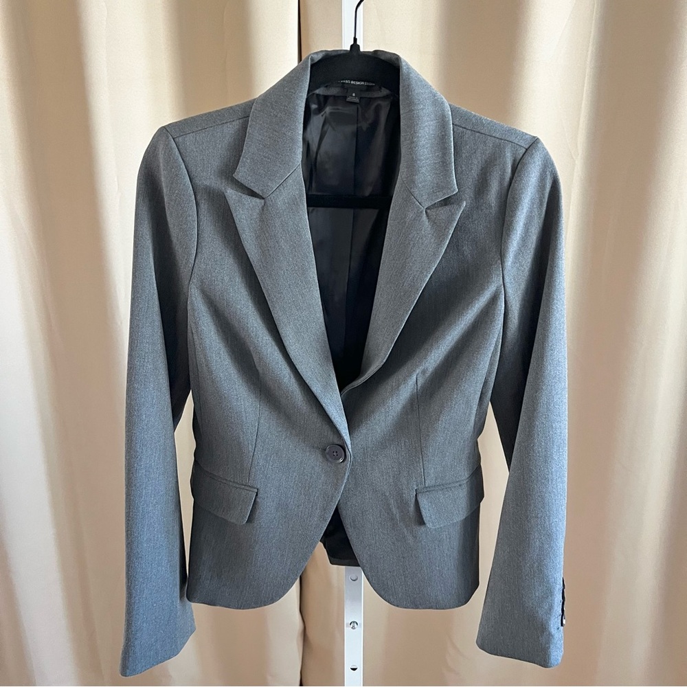Express Design Studio Lined Gray Blazer Size 6 - image 2